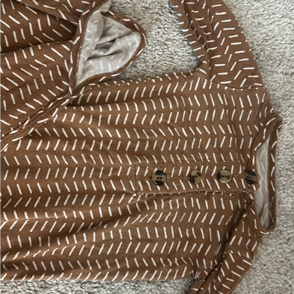 Lou lou knotted newborn gown